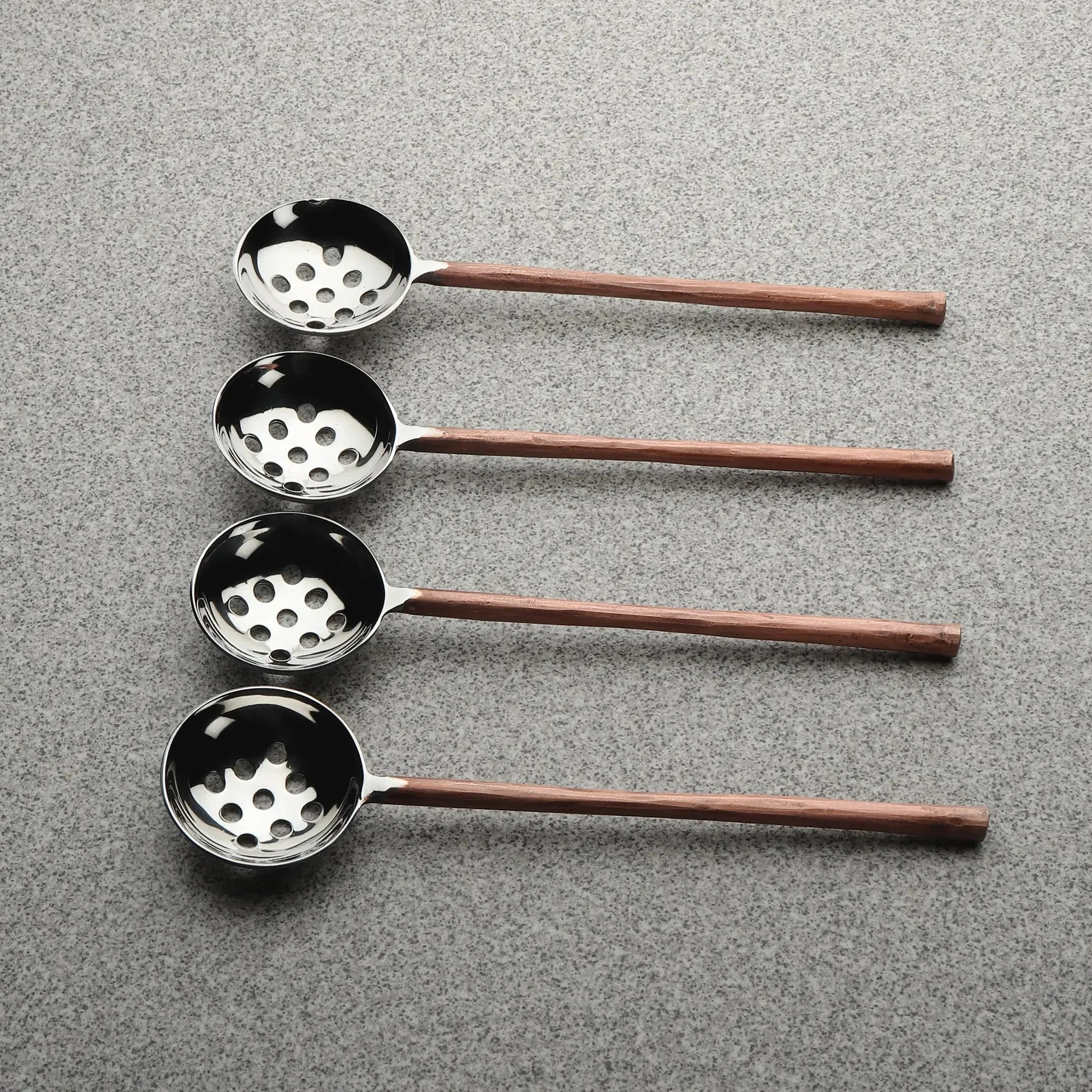 CAMELLIA OLIVE SPOON 4 PC. SET - Image 2