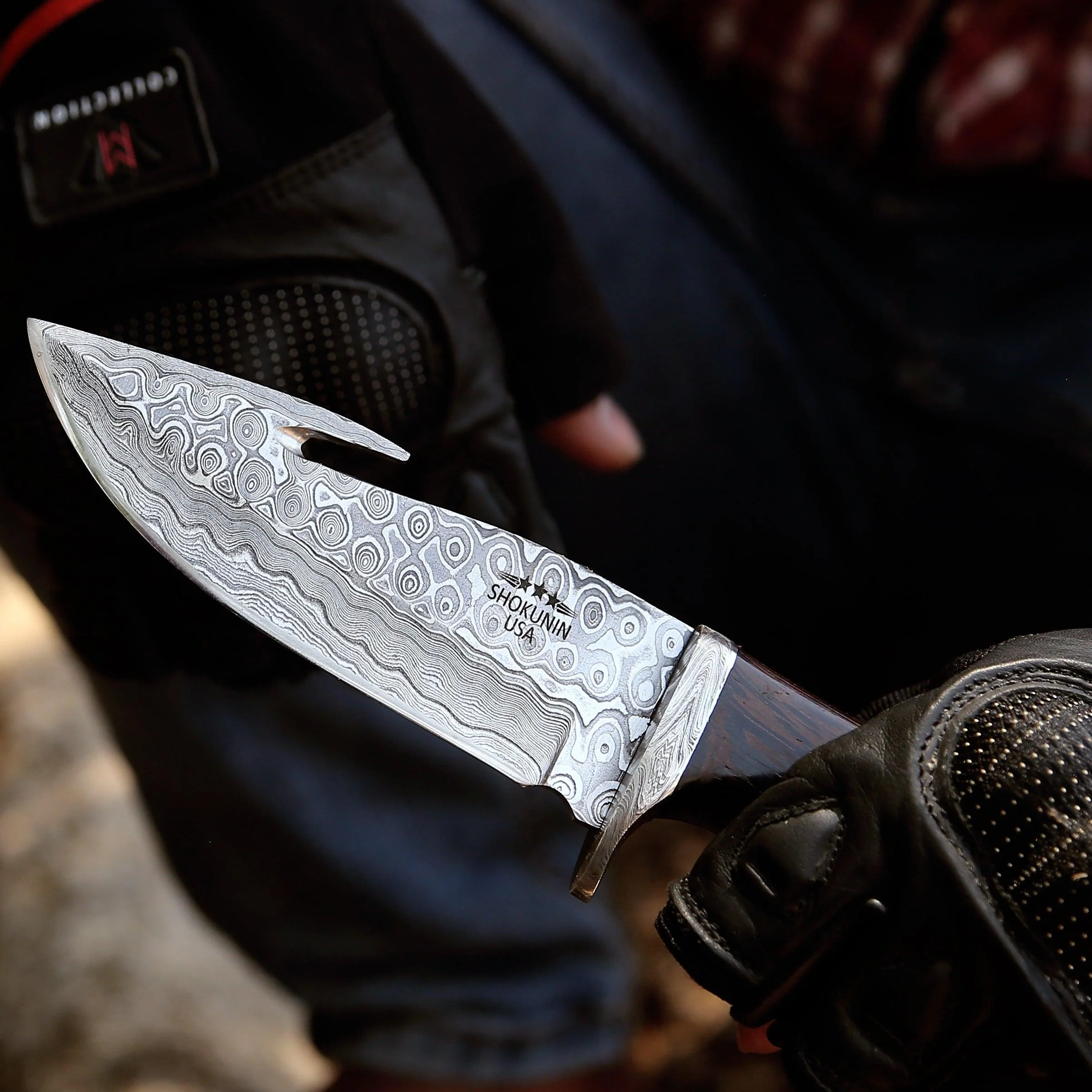 Captain Damascus Hunting Knife with Gut Hook & Exotic Wenge Wood Handle - Image 4