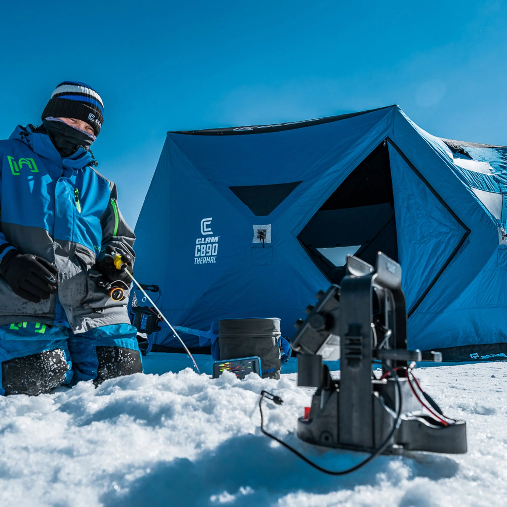 CLAM C-890 Portable 11.5 Ft 6 Person Pop Up Ice Fishing Thermal Hub Shelter Tent - Image 10