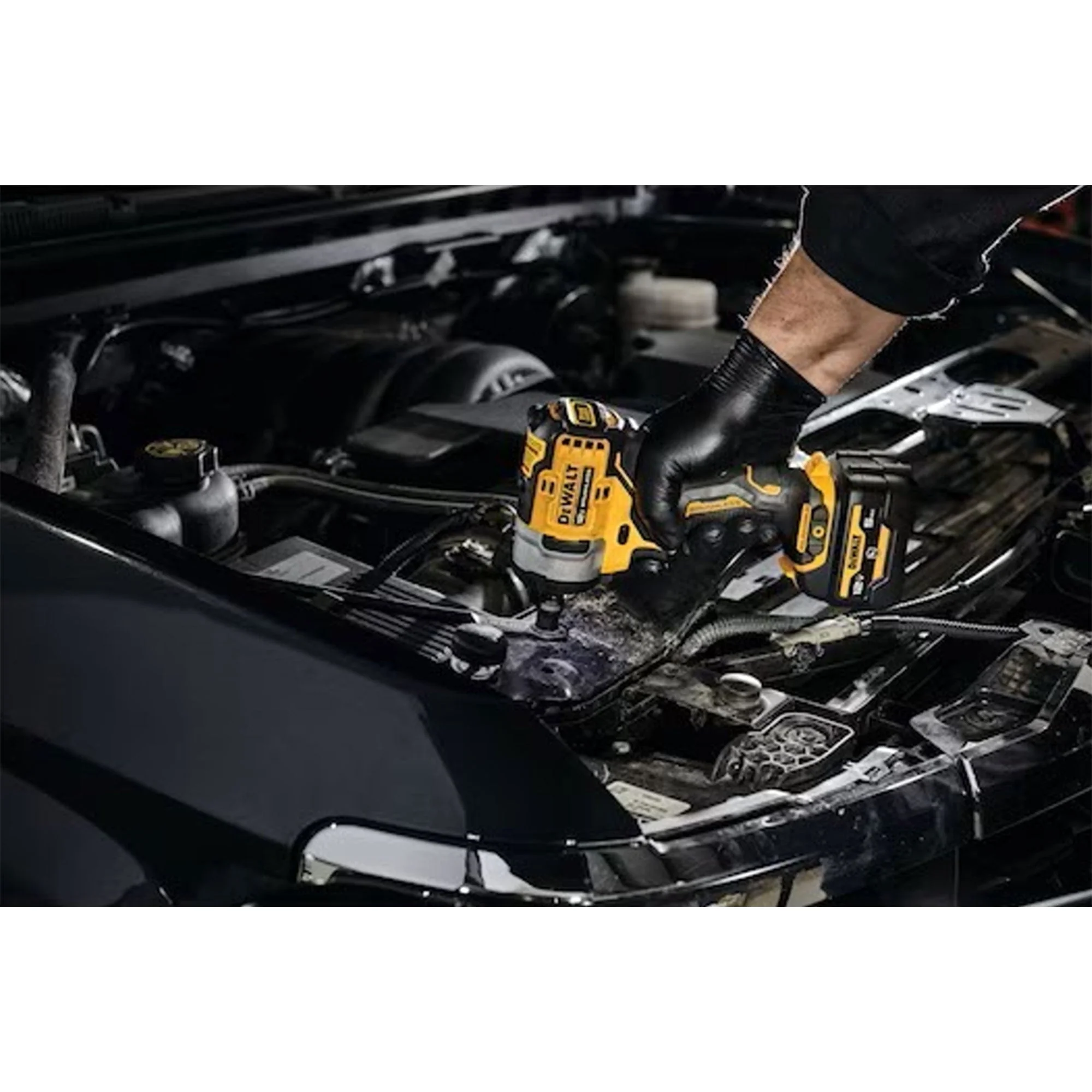 DeWalt XTREME 12V MAX Brushless 1/2" Cordless Impact Wrench Kit with LED Ring - Image 9