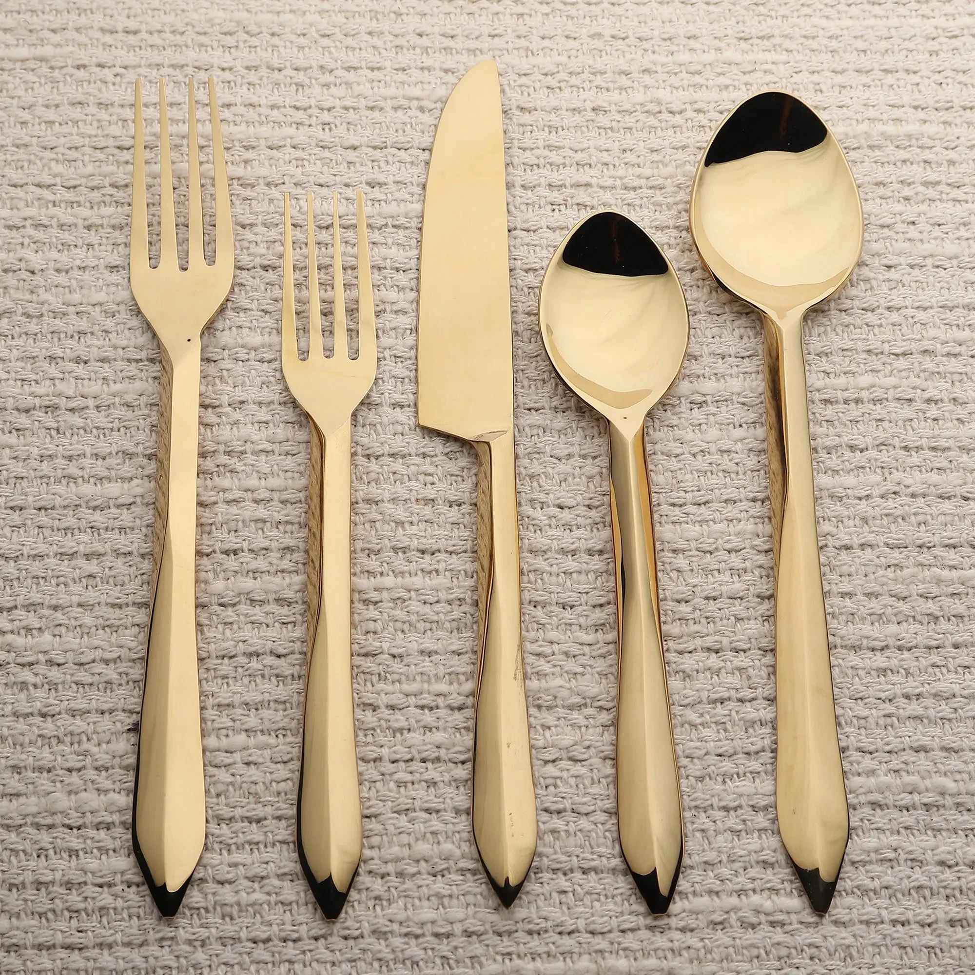 Estique PVD 5 Pcs. Flatware Set - Image 5