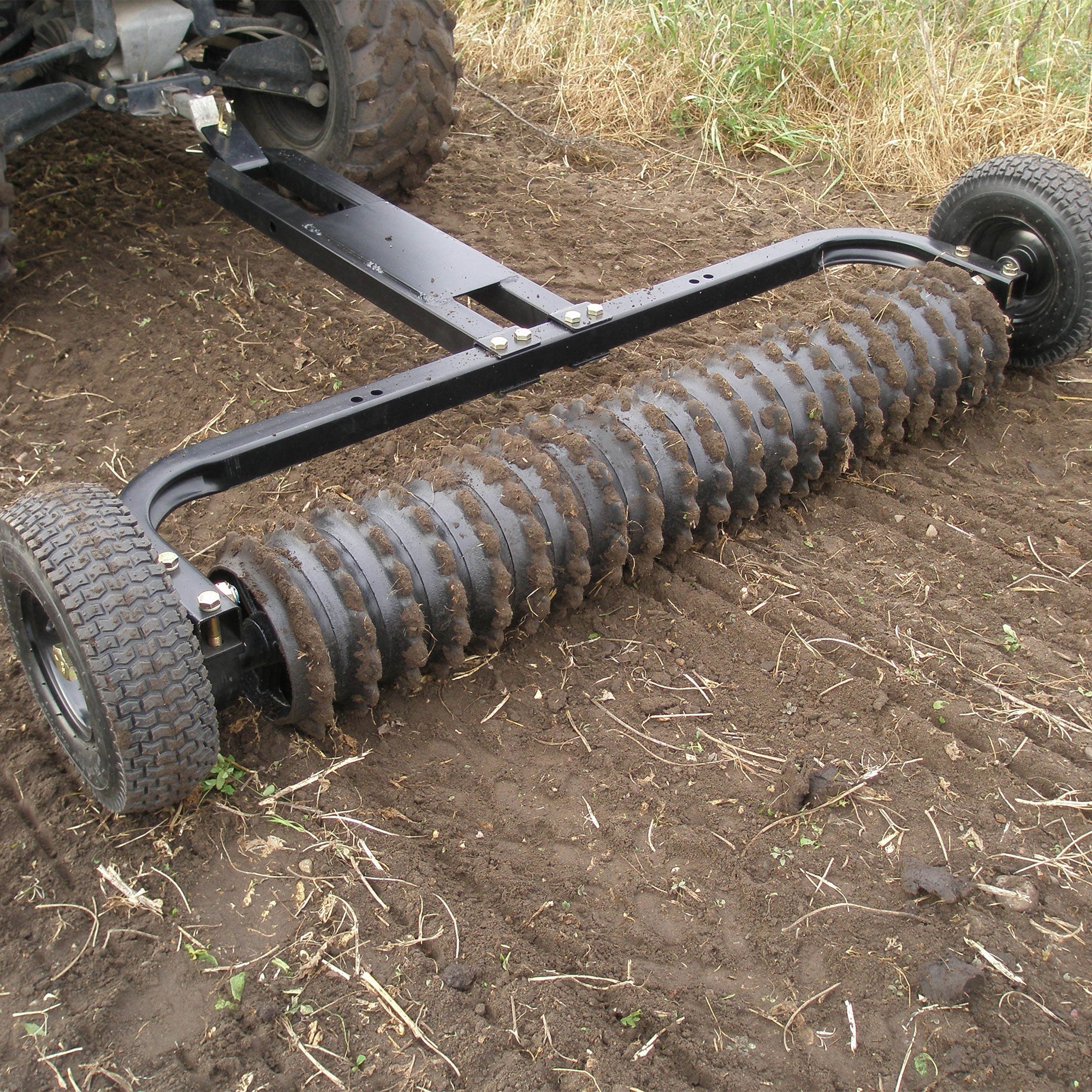 Field Tuff Cultipacker 48" 3 Point Hitch Durable Soil Preparation Tool, Black - Image 6