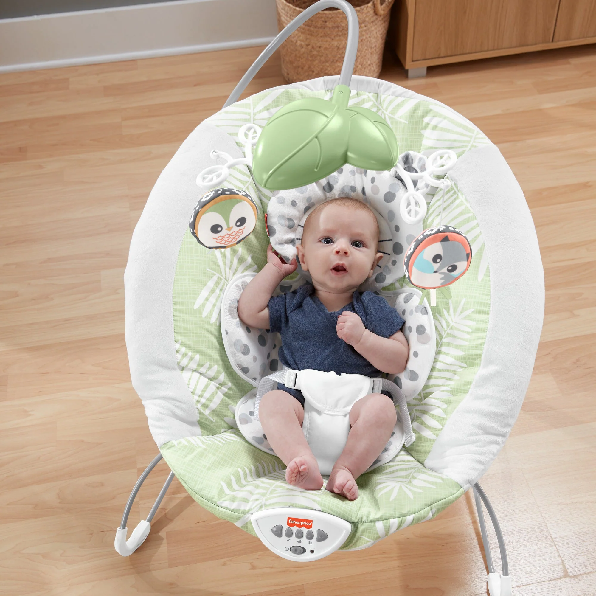 Fisher-Price Snow Leopard Deluxe Baby Bouncer with Soothing Sounds & Vibrations - Image 12