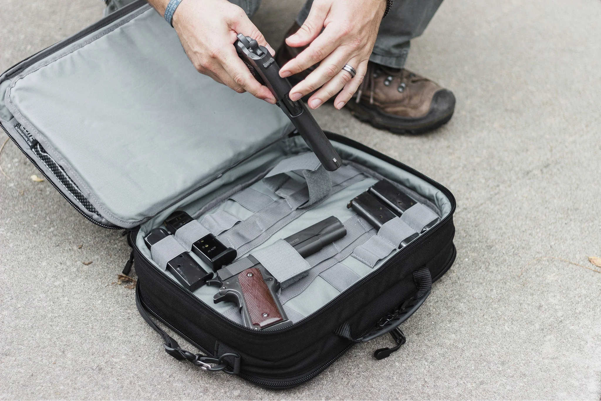 Four Gun Pistol Pack, Range Bag - Image 9