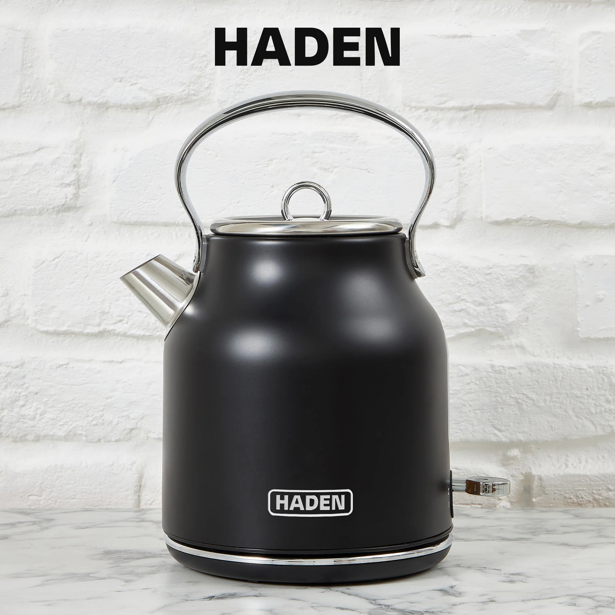 Haden Heritage 4 Slice Wide Slot Toaster & Electric Water Kettle, Black & Chrome - Image 7