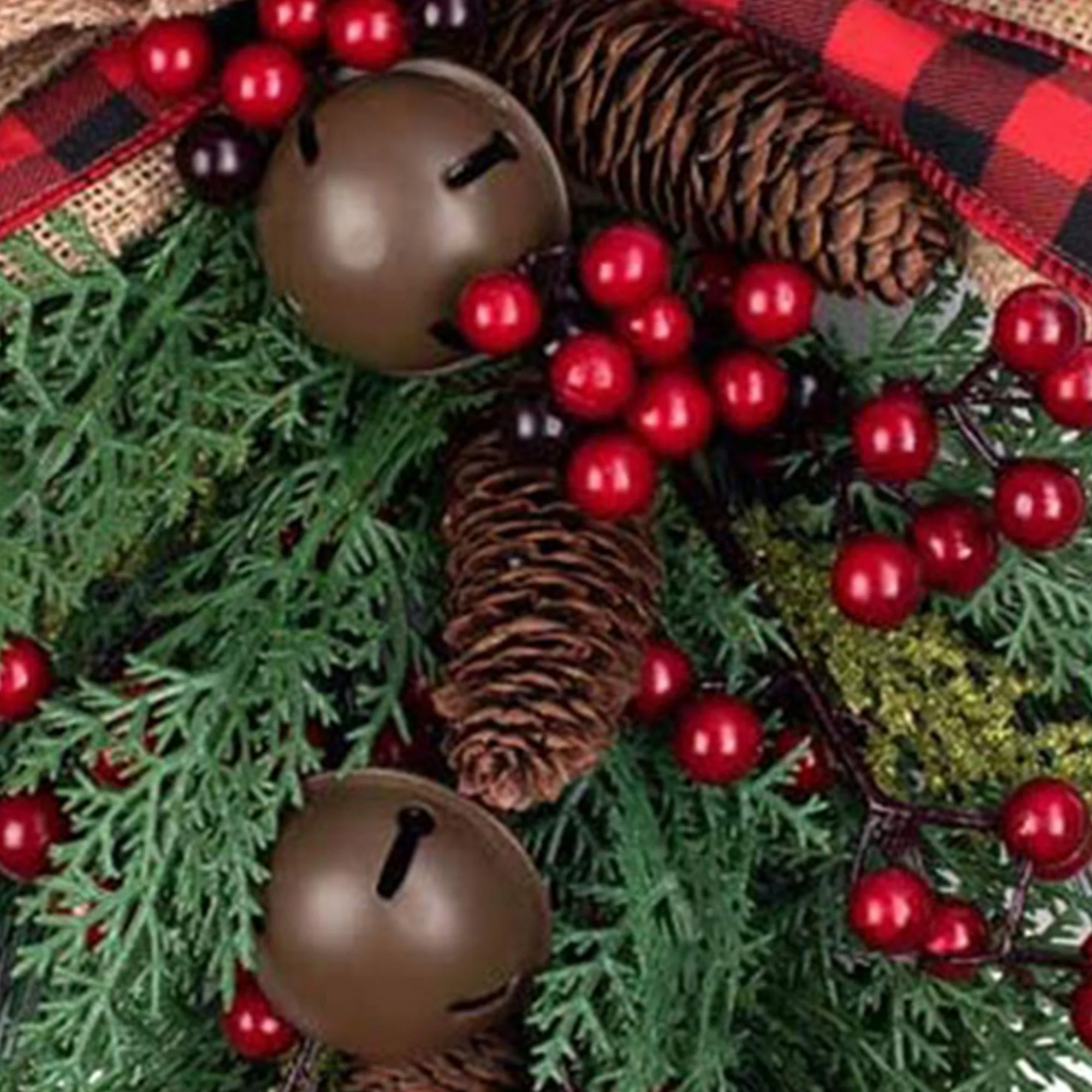 Haute Decor 18" Round Indoor/Outdoor Christmas Wreath w/Pinecones, Buffalo Check - Image 5