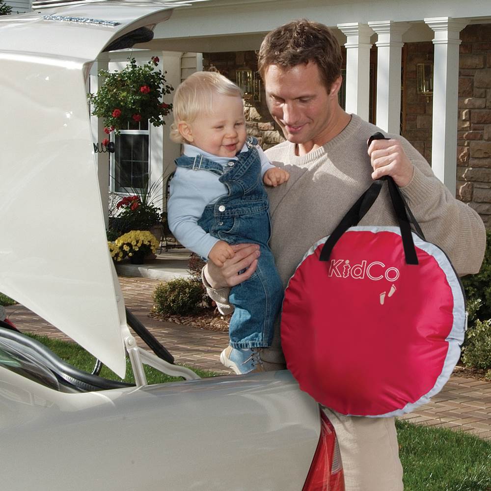 KidCo PeaPod Portable Foldable Mesh Toddler Travel Bed & Storage Bag, Cranberry - Image 3