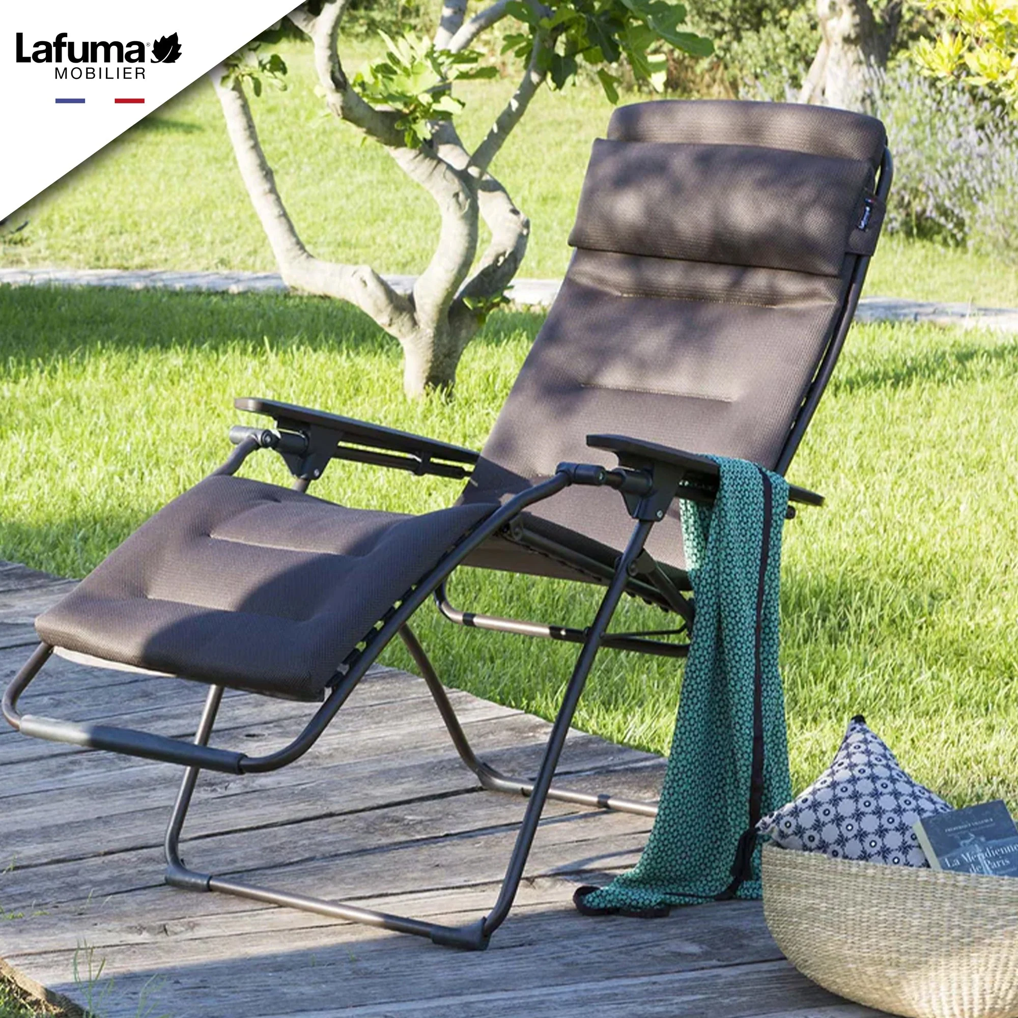 Lafuma LFM3123-7057 Futura Air Comfort XL Series Outdoor Relaxation Chair, Taupe - Image 4