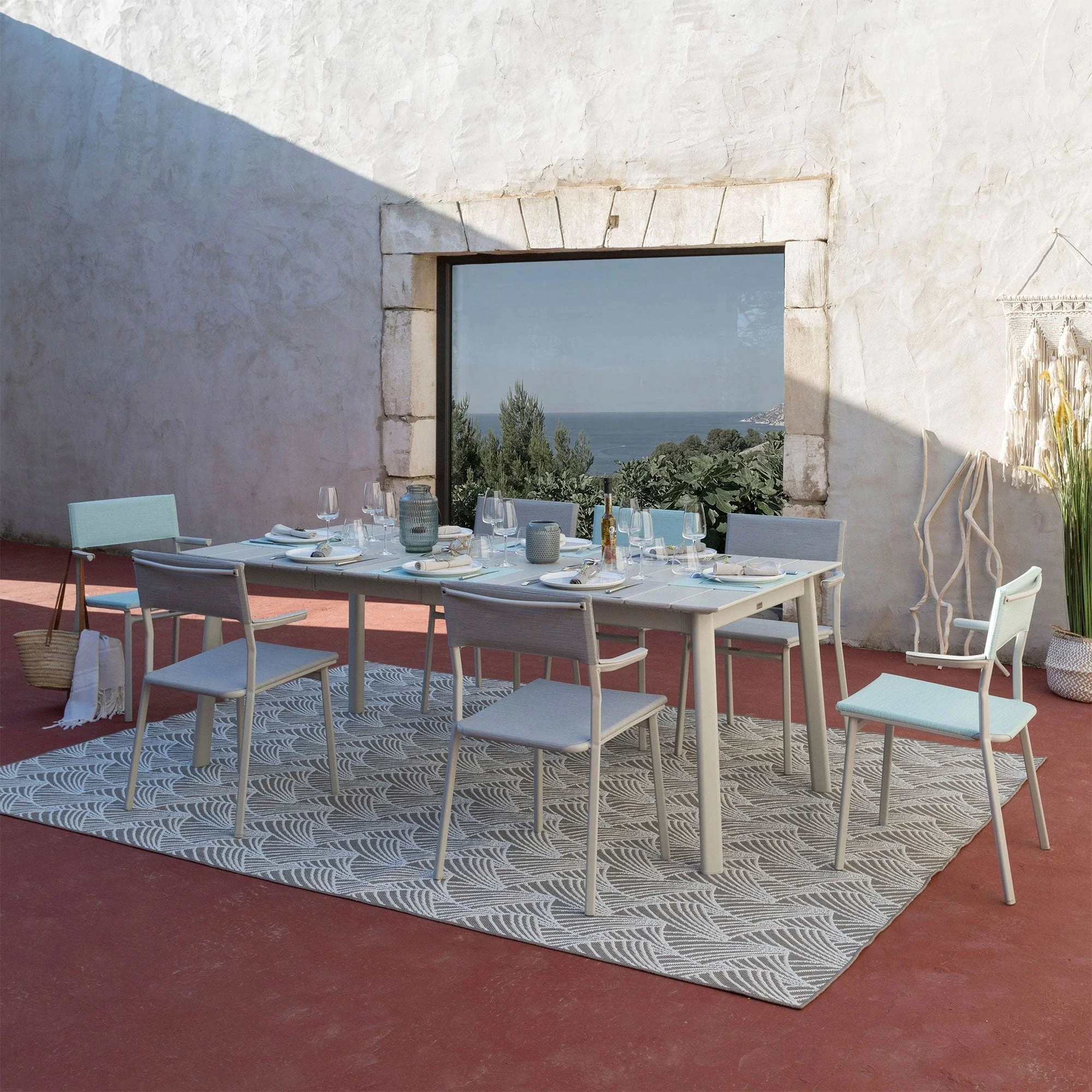 Lafuma ORON Extendable 6 to 8 Person Outdoor Aluminum Garden Dining Table, Sand - Image 7