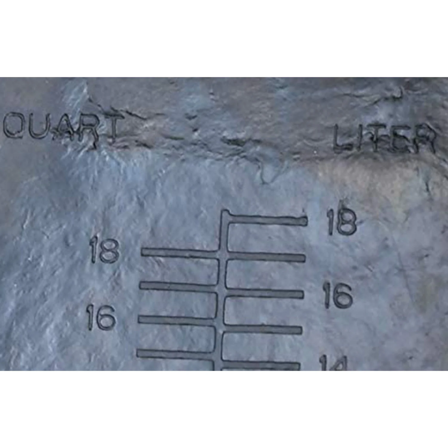 Little Giant 18 Quart Heavy Duty Rubber Hook Over Fence Livestock Feeder Bucket - Image 5
