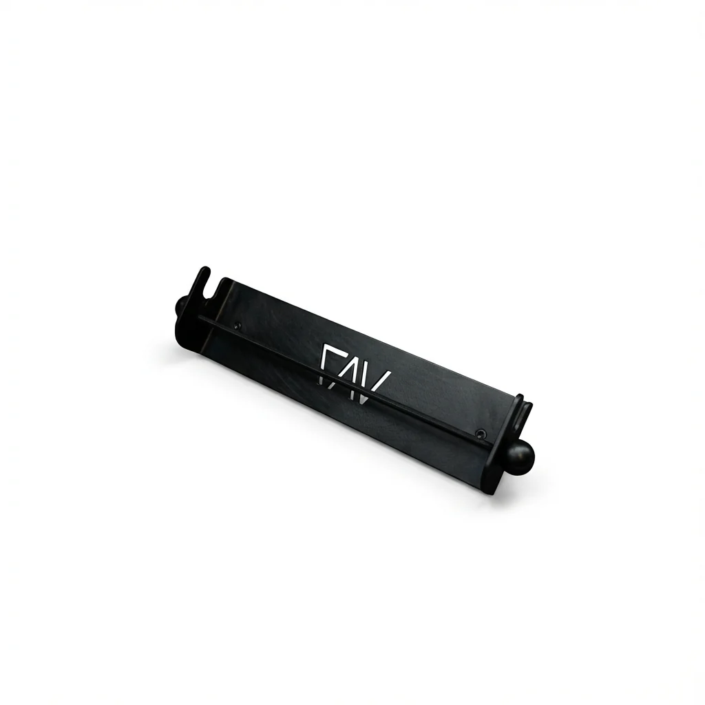 Magnetic Ski/Snowboard Holder - Image 2