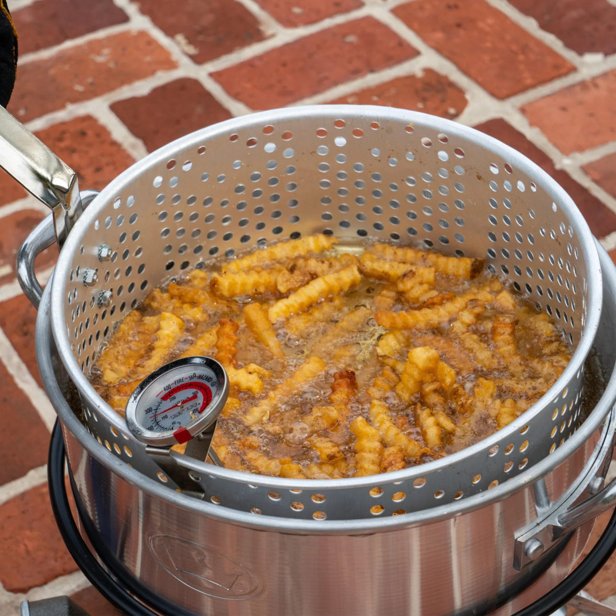 Metal-Fusion Import Outdoor Fish Fryer with 10 Quart Aluminum Fry Pan and Burner - Image 5