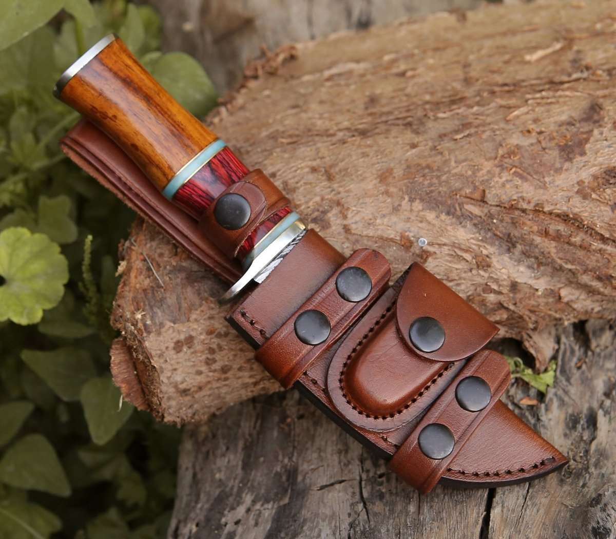 Mirage Damascus Hunting Knife with Rosewood Handle - Image 9
