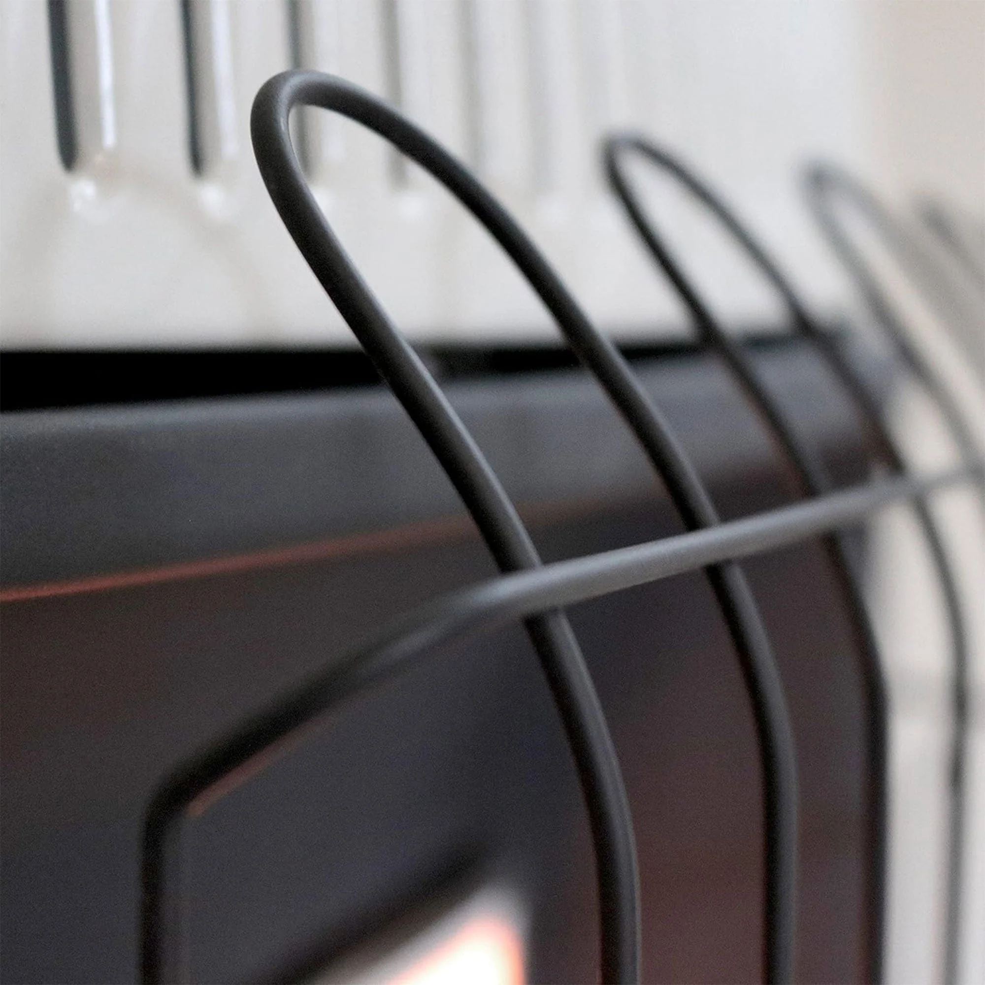Mr. Heater 30,000 BTU Vent Free Radiant Dual Fuel Heater with Thermostat Control - Image 4