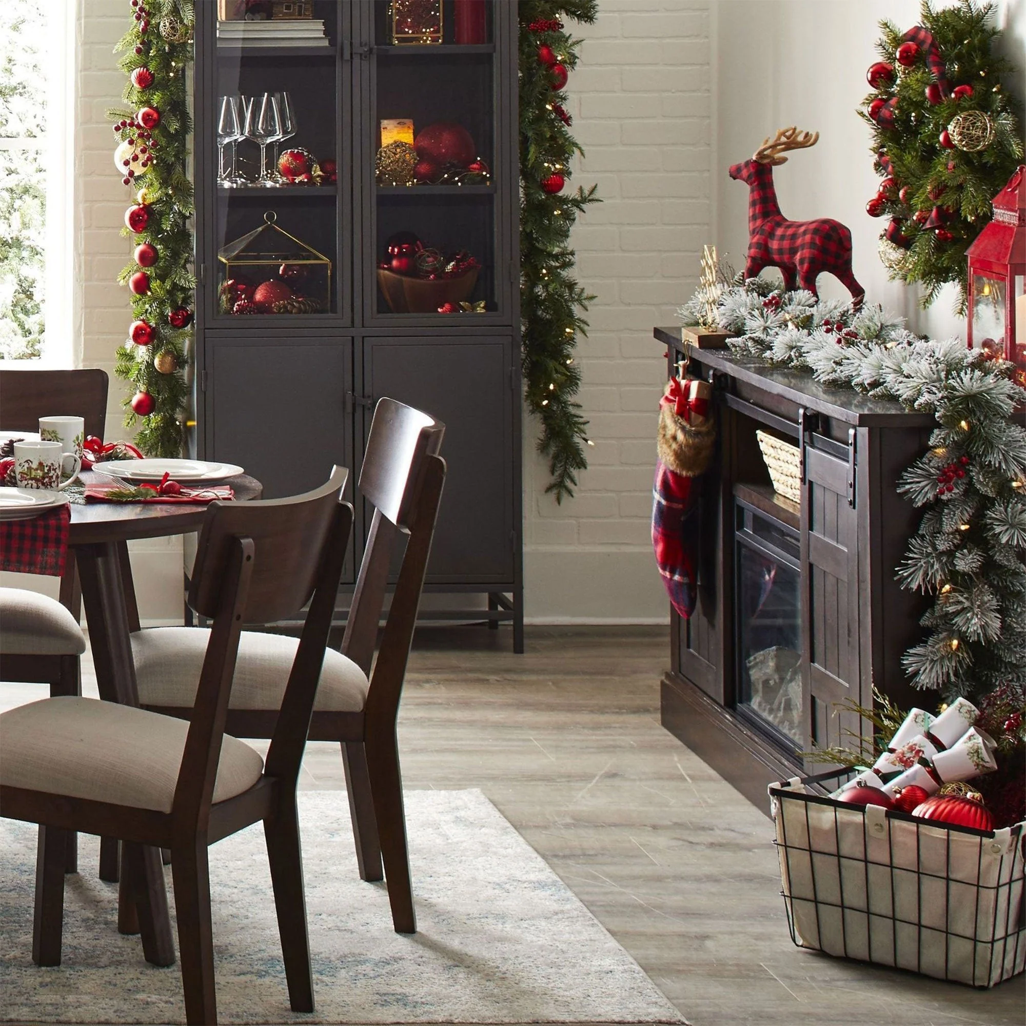 Noma 24" Pre-Lit Frosted Fir Artificial Wreath & 9' Garland Holiday Mantle Decor - Image 11