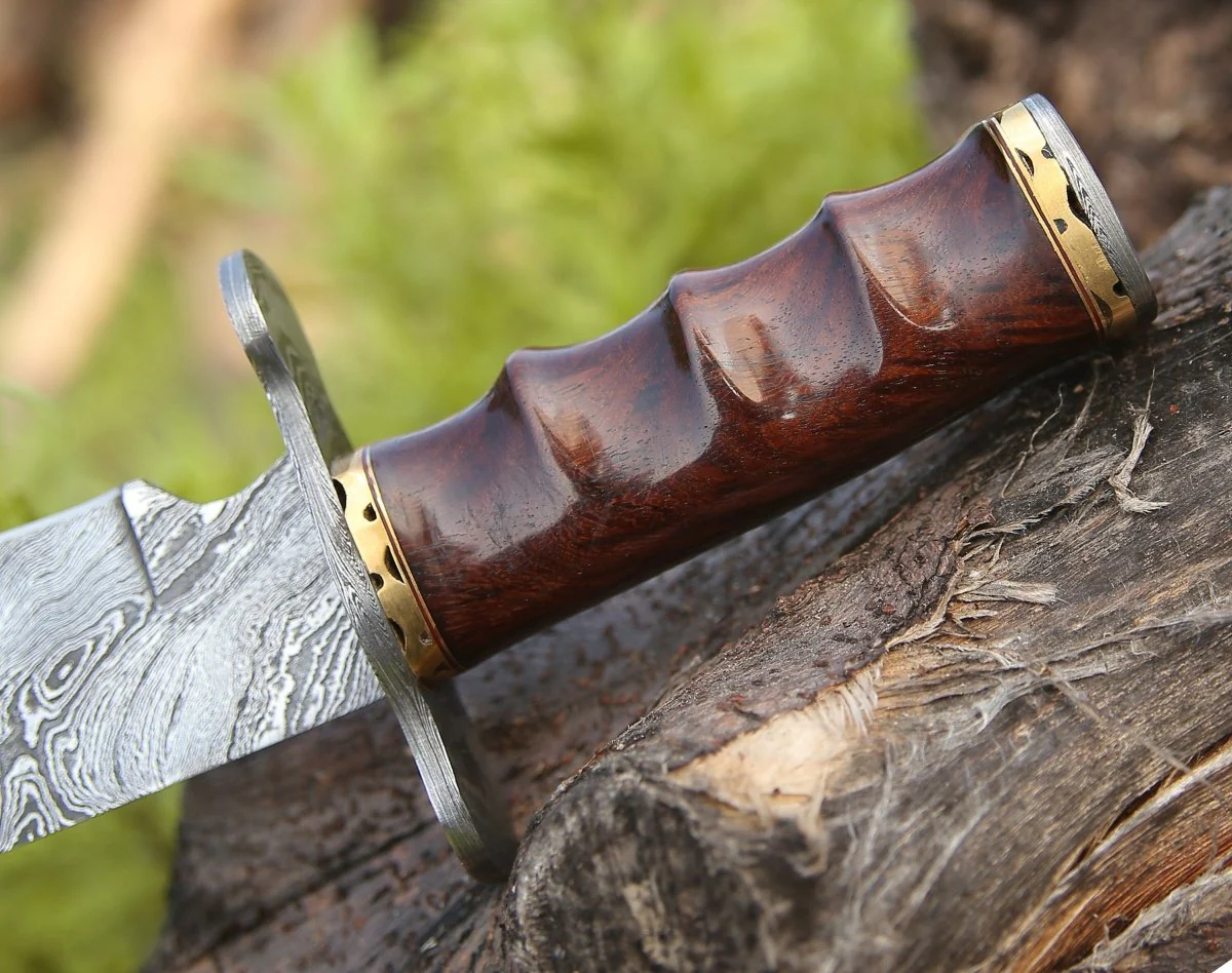Paragon Damascus Bowie Knife with Exotic Rosewood Handle - Image 5