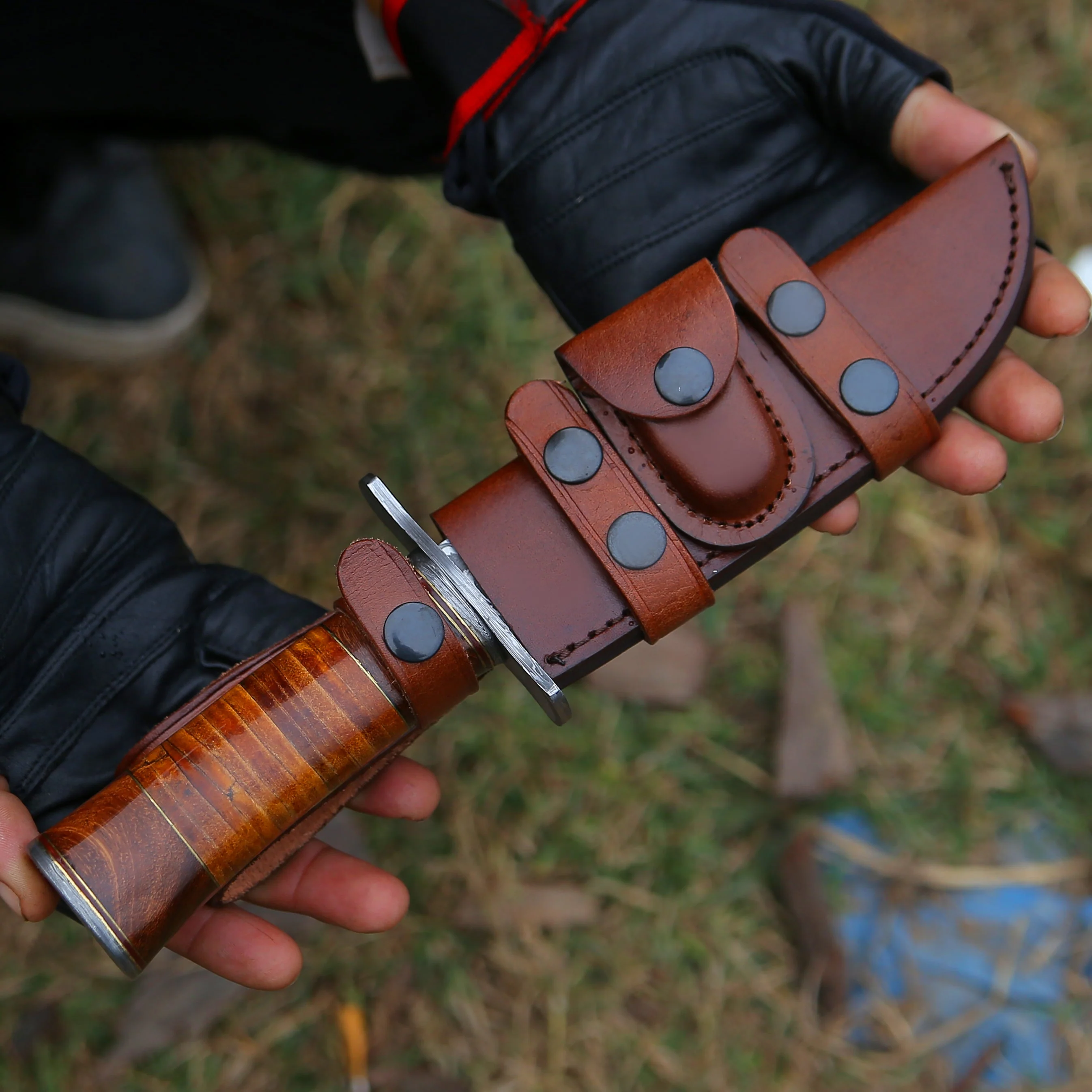 Rambo Bowie Knife with Exotic Rosewood & Stacked Leather Handle - Image 8
