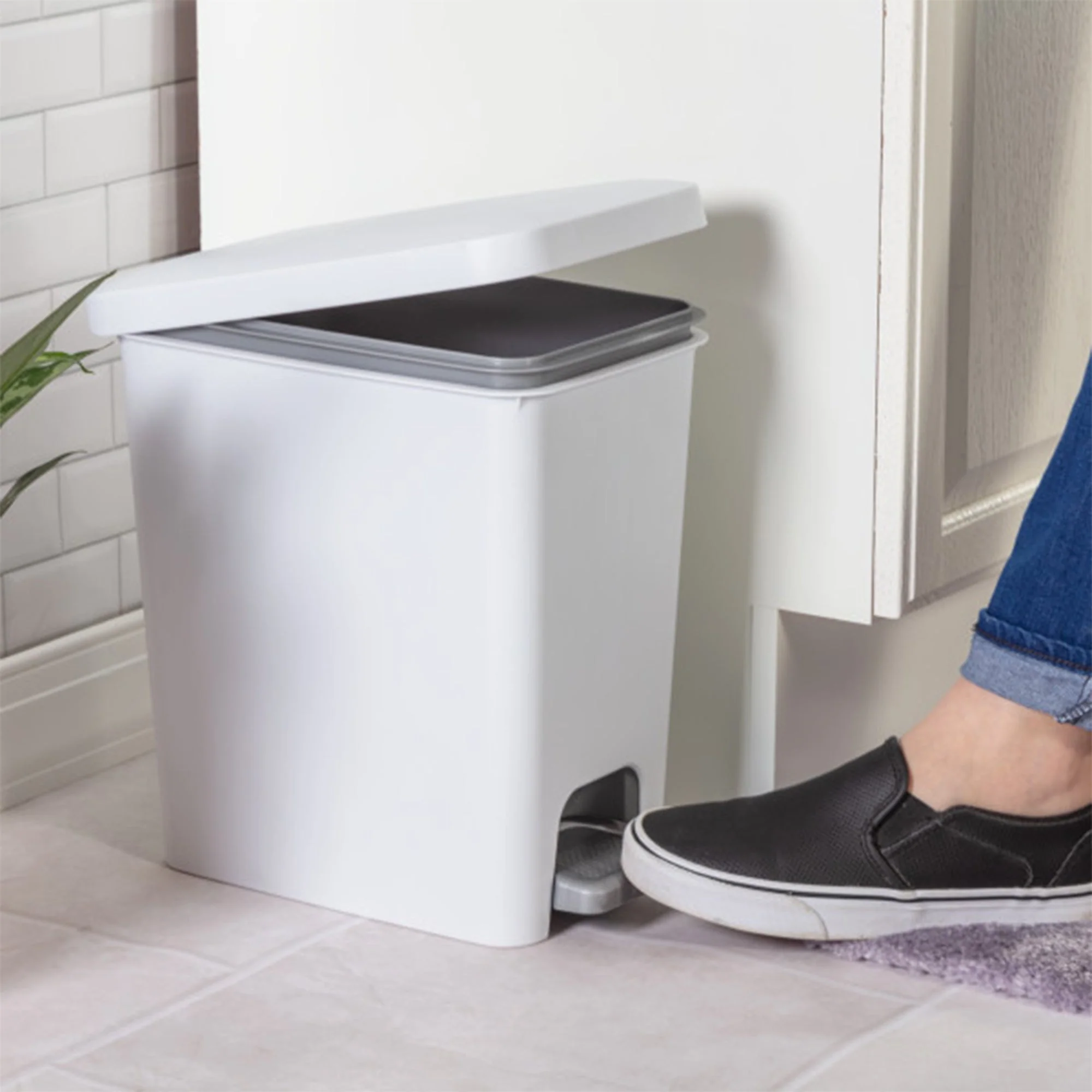 Sterilite 2.7 Gallon Rectangular Step On Trash Bin Wastebasket, White (2 Pack) - Image 4