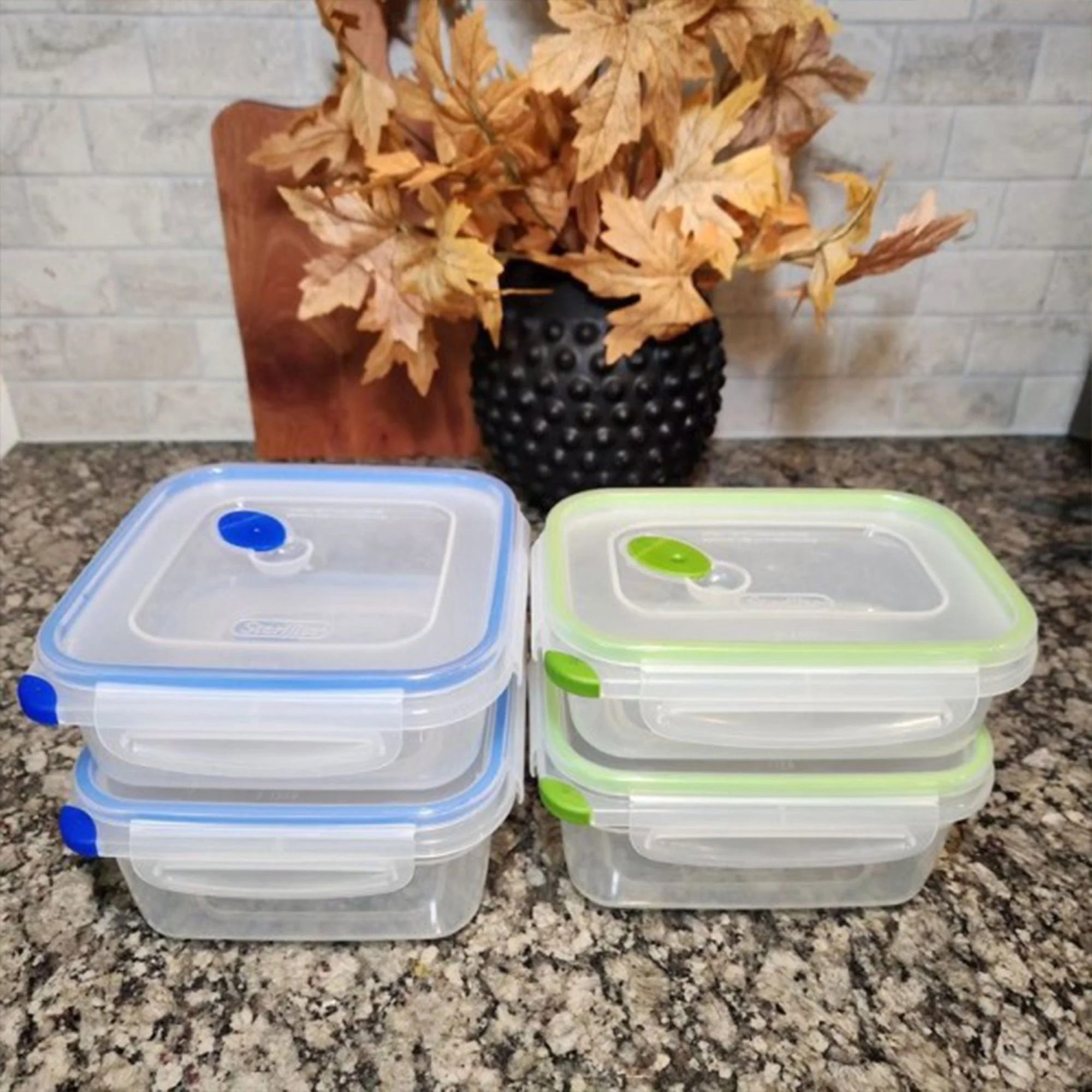 Sterilite 4.0 Cup Square Ultra-Seal Food Storage Container, Blue (6 Pack) - Image 4