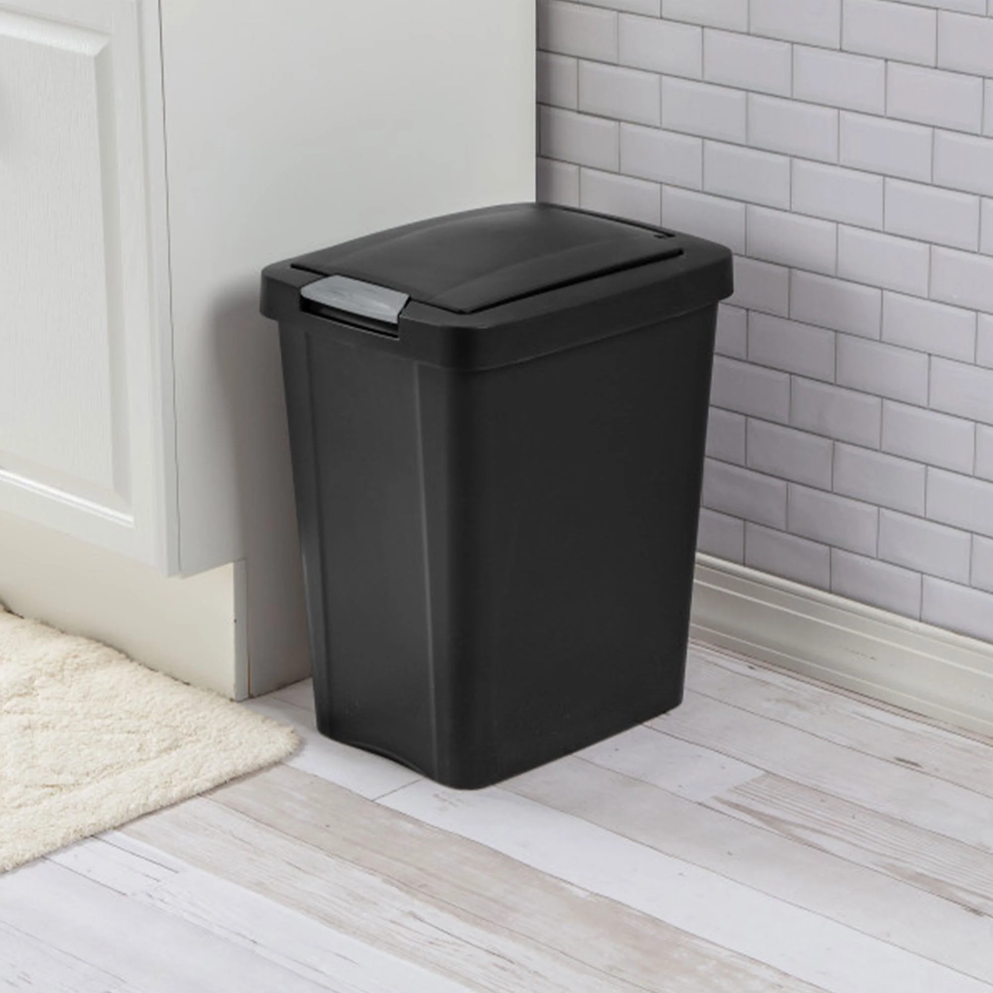 Sterilite 7.5 Gallon TouchTop Wastebasket with Titanium Latch, Black (12 Pack) - Image 5
