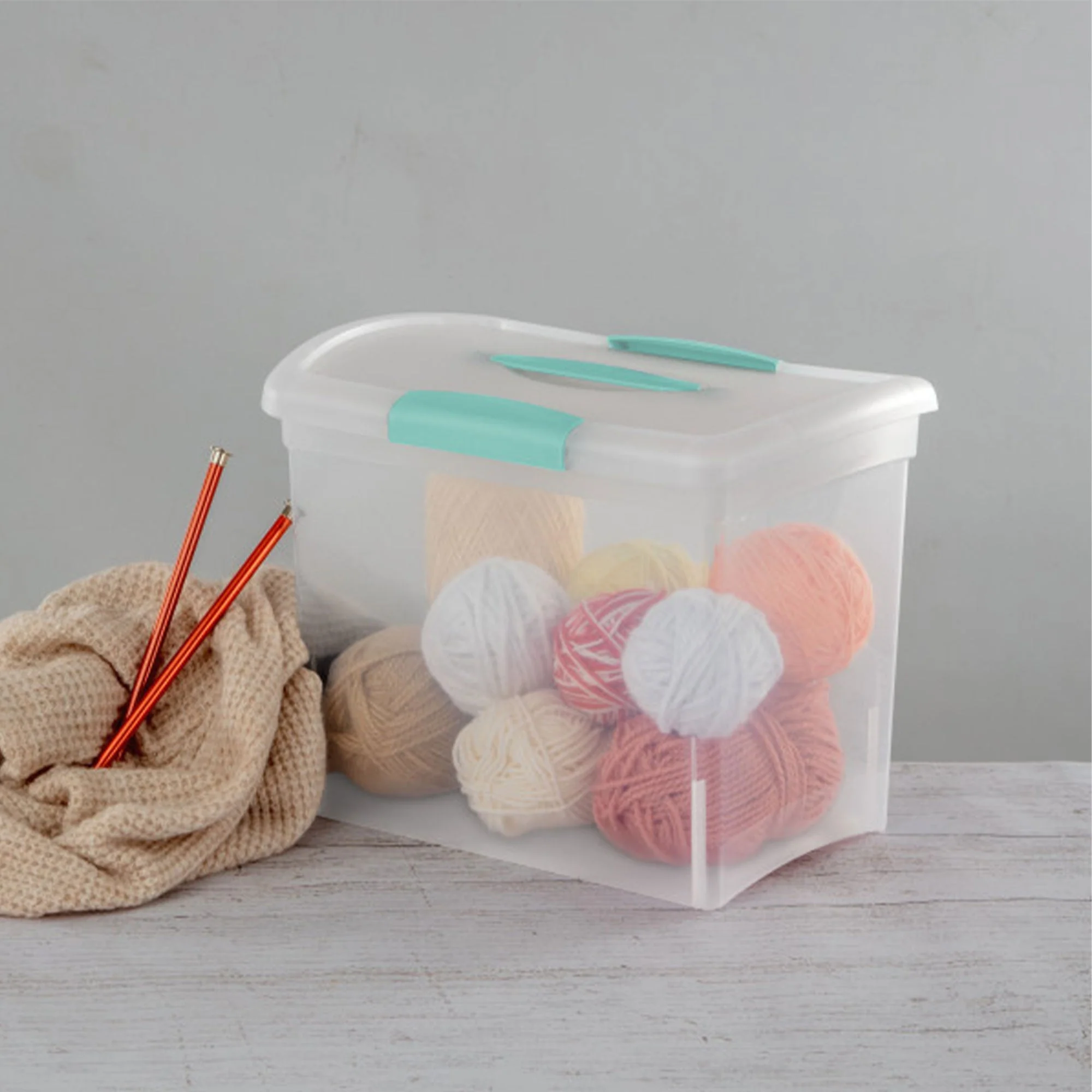 Sterilite Large Nesting ShowOffs Clear File Box w/ Handle and Latches, (12 Pack) - Image 9