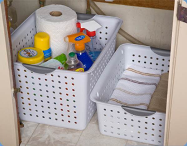 Sterilite Set of Ultra Plastic Storage Bin Baskets w/ Handles, 6 Deep, 12 Medium - Image 3