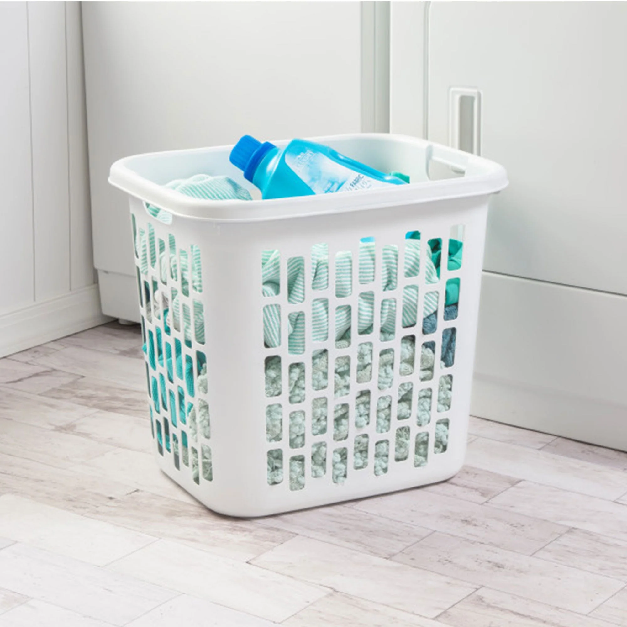 Sterilite Ultra Easy Carry Plastic Dirty Clothes Laundry Basket Hamper (12 Pack) - Image 6