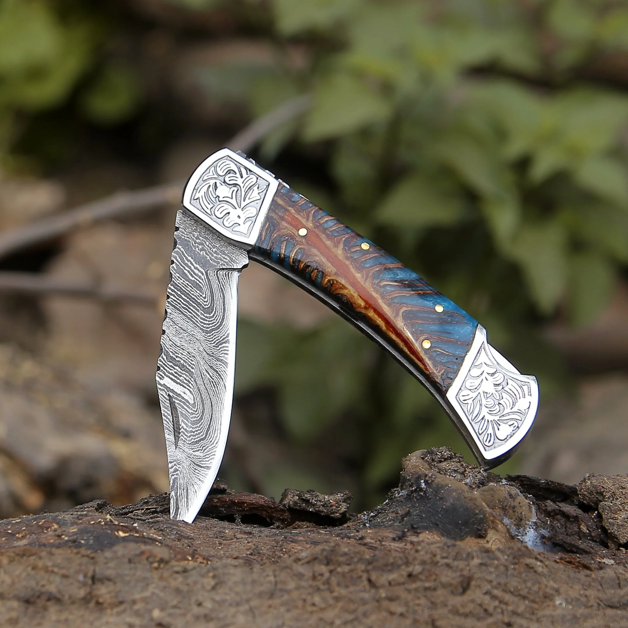 Striker Custom Folding Knife with Pine Cone Handle - Image 6
