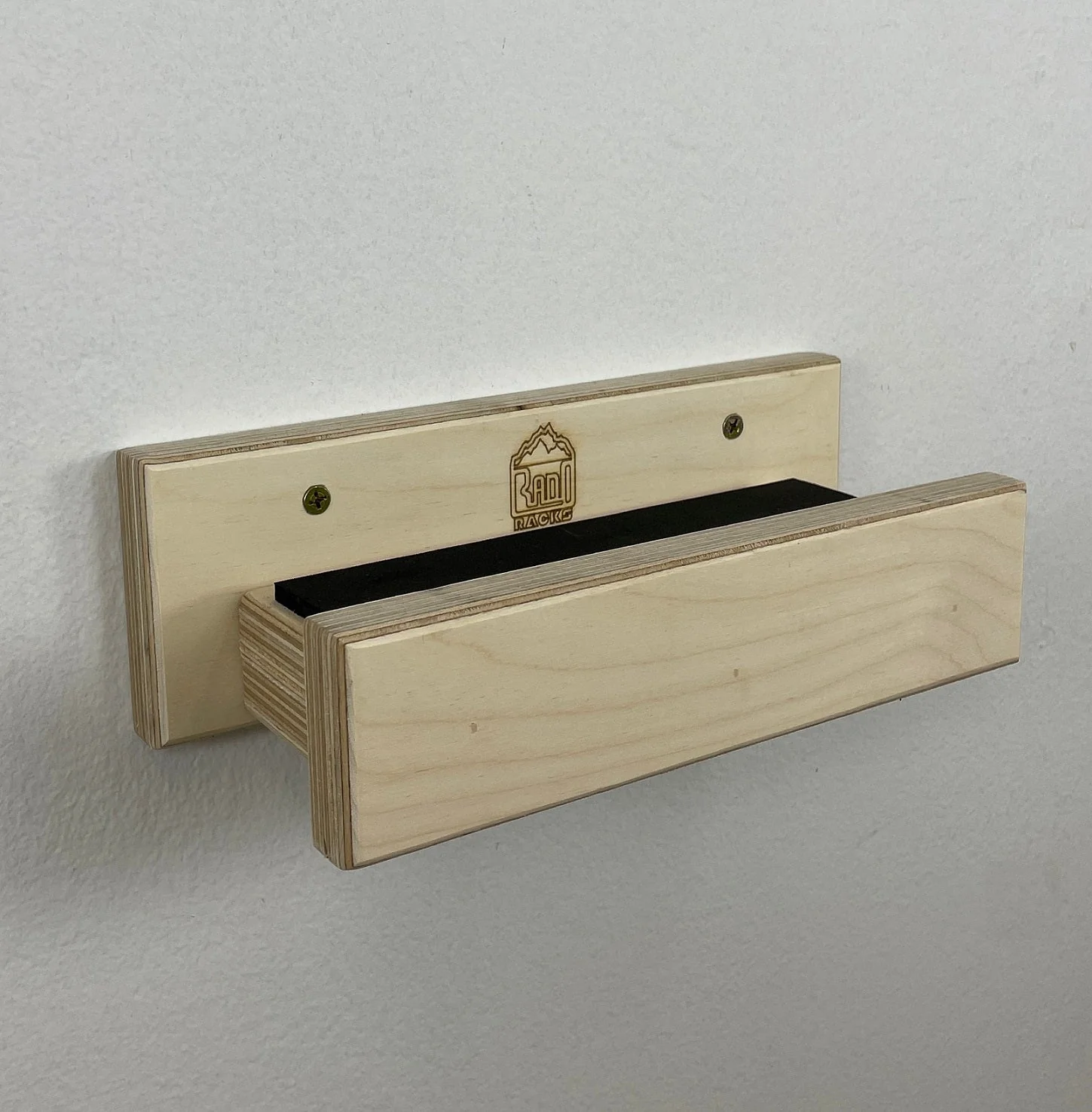 THE ROGUE single surfboard wall rack - Image 4