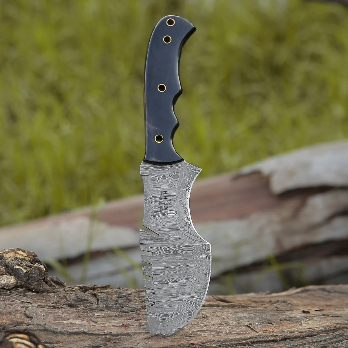 Warthog Damascus Tracker Knife with Horn Handle - Image 2