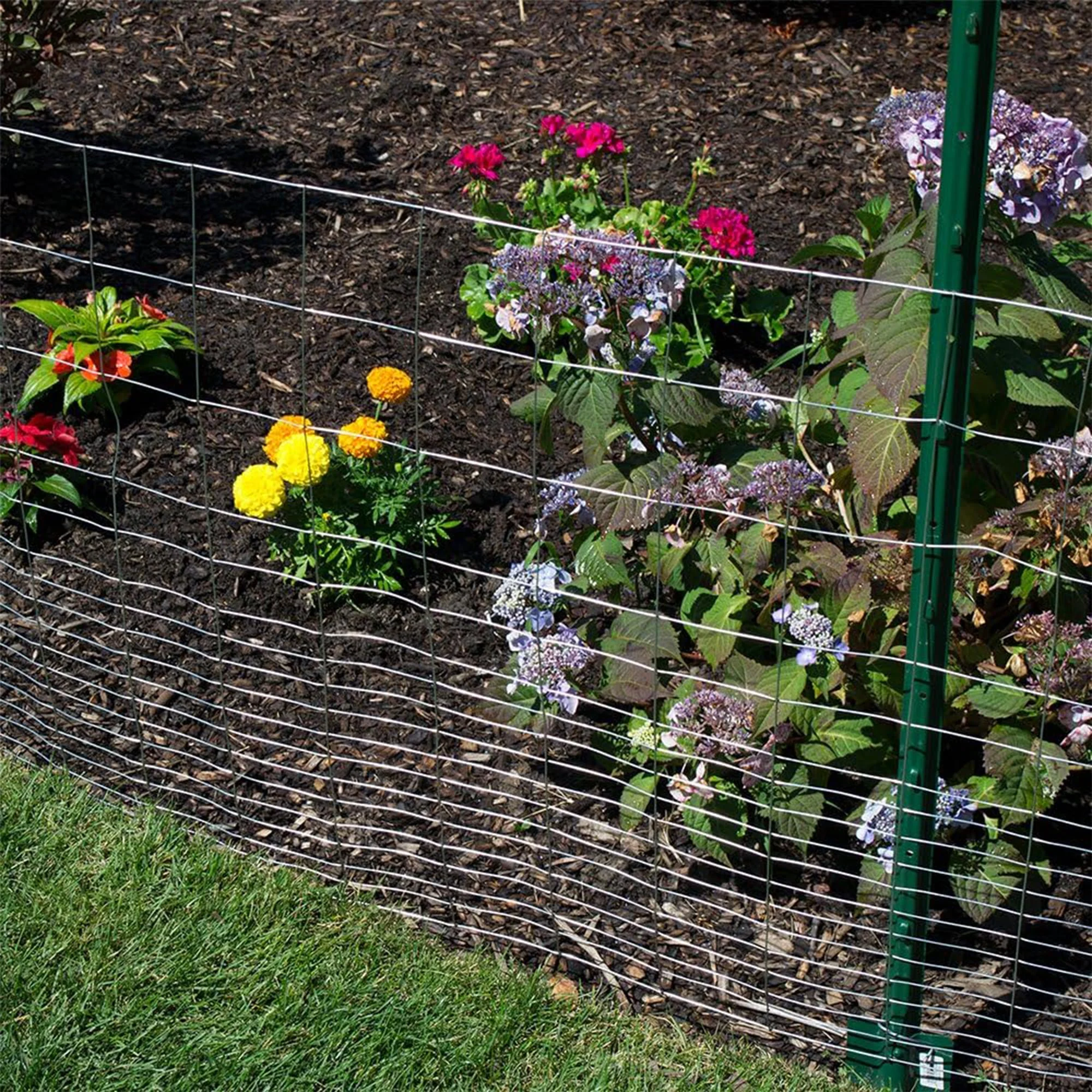 YardGard 14 Gauge Galvanized Welded Wire Fence for Lawn and Plant Care Products - Image 5