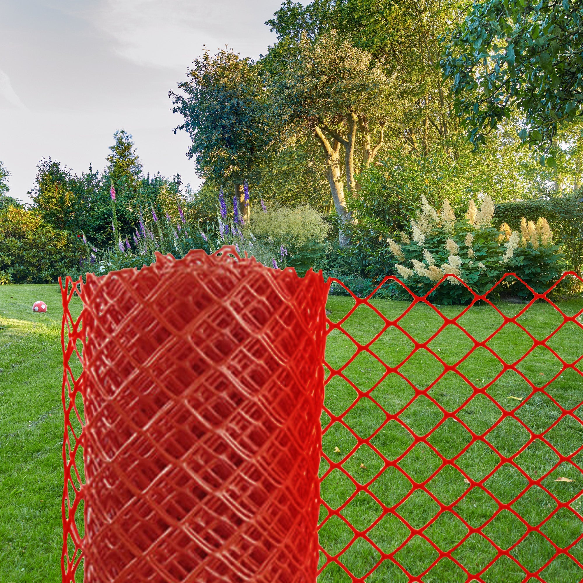 YardGard Barrier Fence with Diamond Grid Plastic for Animal Confinement, Red - Image 5